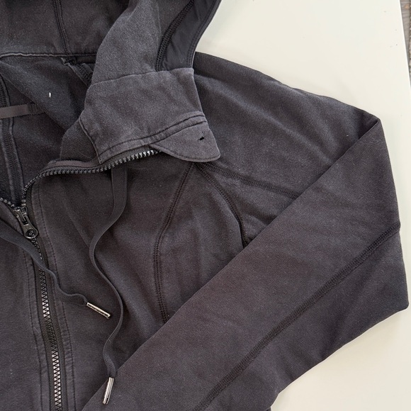lululemon athletica Black Hoodie Jacket for Women’s , so cute color black - Picture 2 of 12